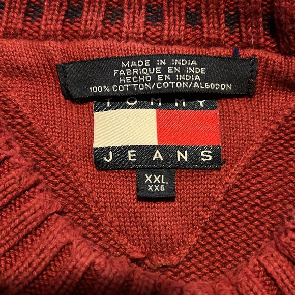 Tommy Jeans Heavy Men’s Pullover Long Sleeve Burgundy Sweater 1097 - Picture 3 of 6